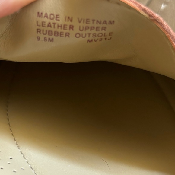 Brown Micheal Kors flats - Picture 5 of 5